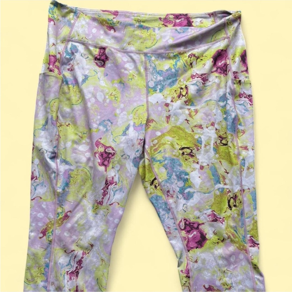 ✨ Multicoloured unicorn leggings
Size: 3XL✨